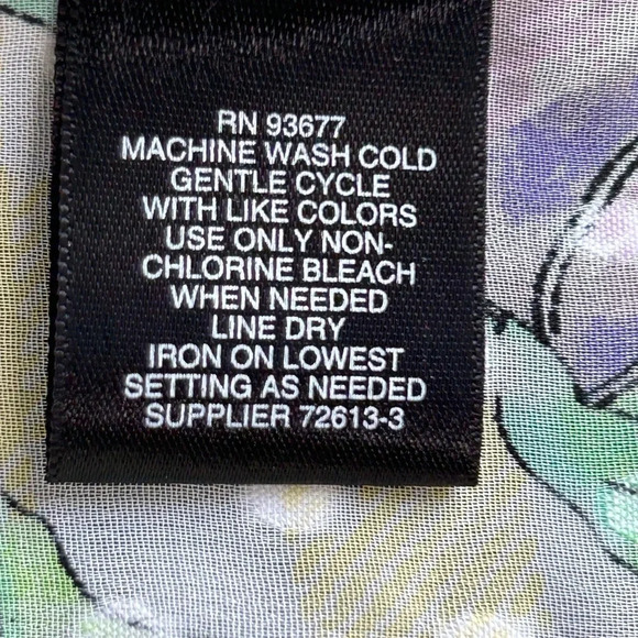 Women’s Small Swiss Dot SHEER Yellow Floral Blouse Keyhole‎ Cottagecore Dainty - Picture 16 of 16